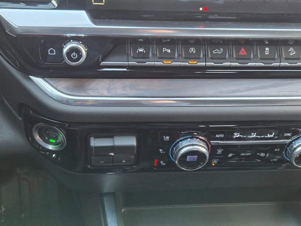 Used 2022 GMC Sierra 1500 SLT w/ SLT Premium Plus Package image 40