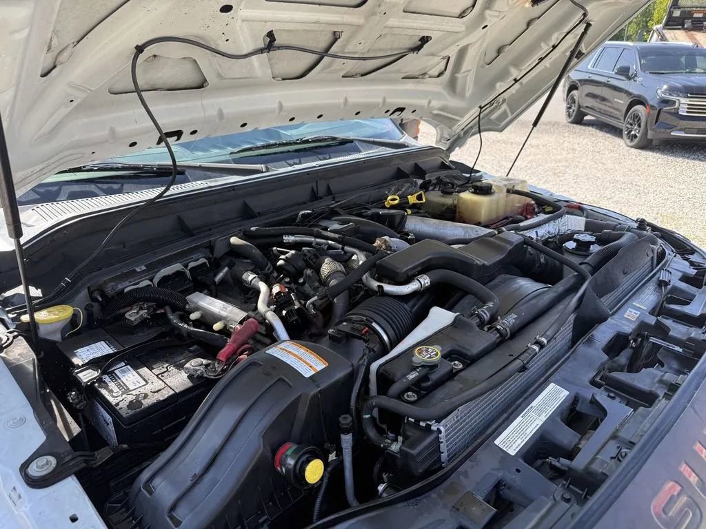 Used 2014 Ford F450 XL w/ Power Equipment Group image 20