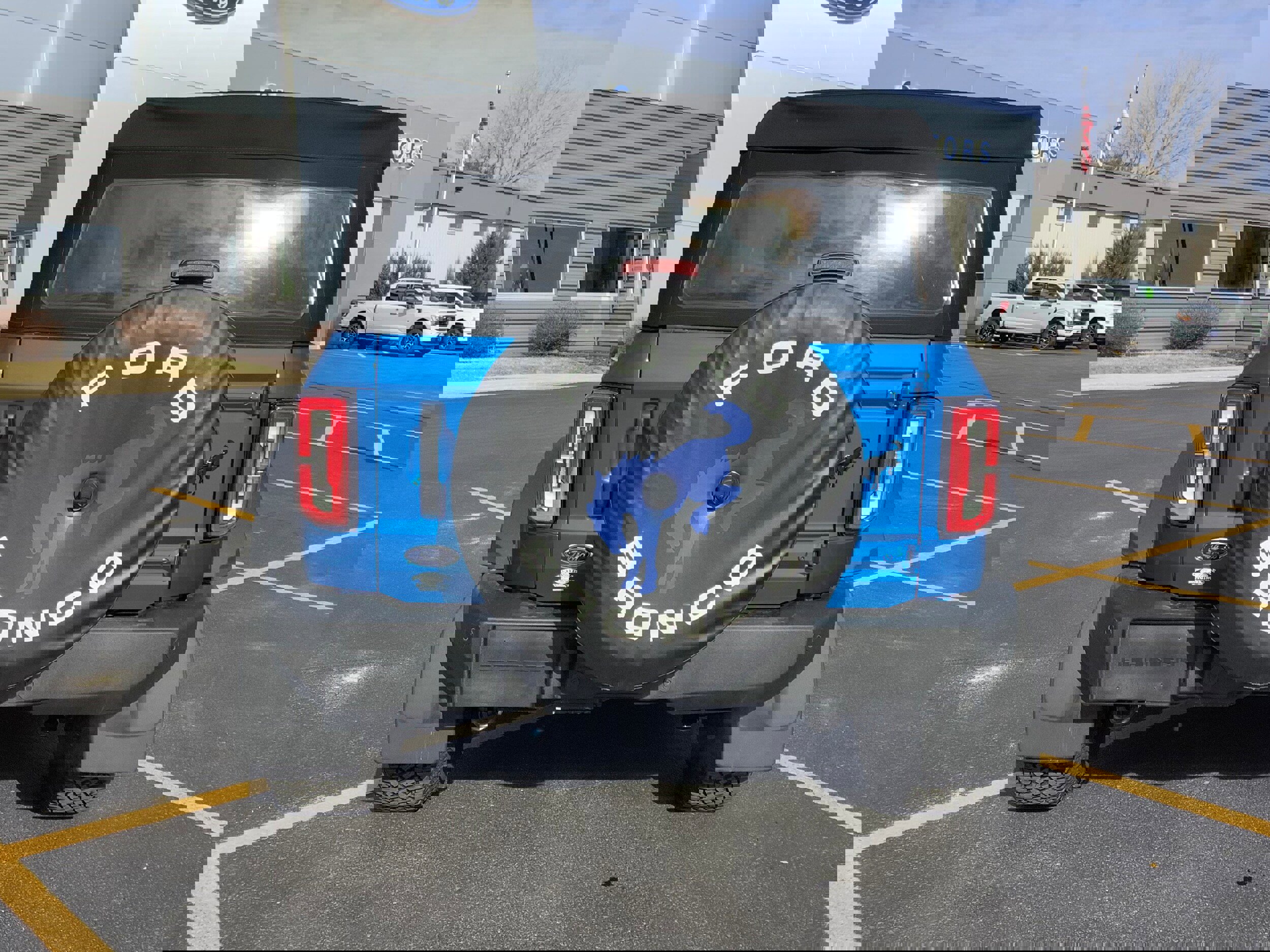 Used 2024 Ford Bronco Wildtrak image 6