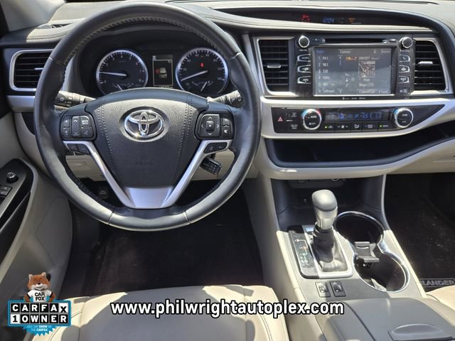 Used 2022 Toyota RAV4 LE FWD image 14