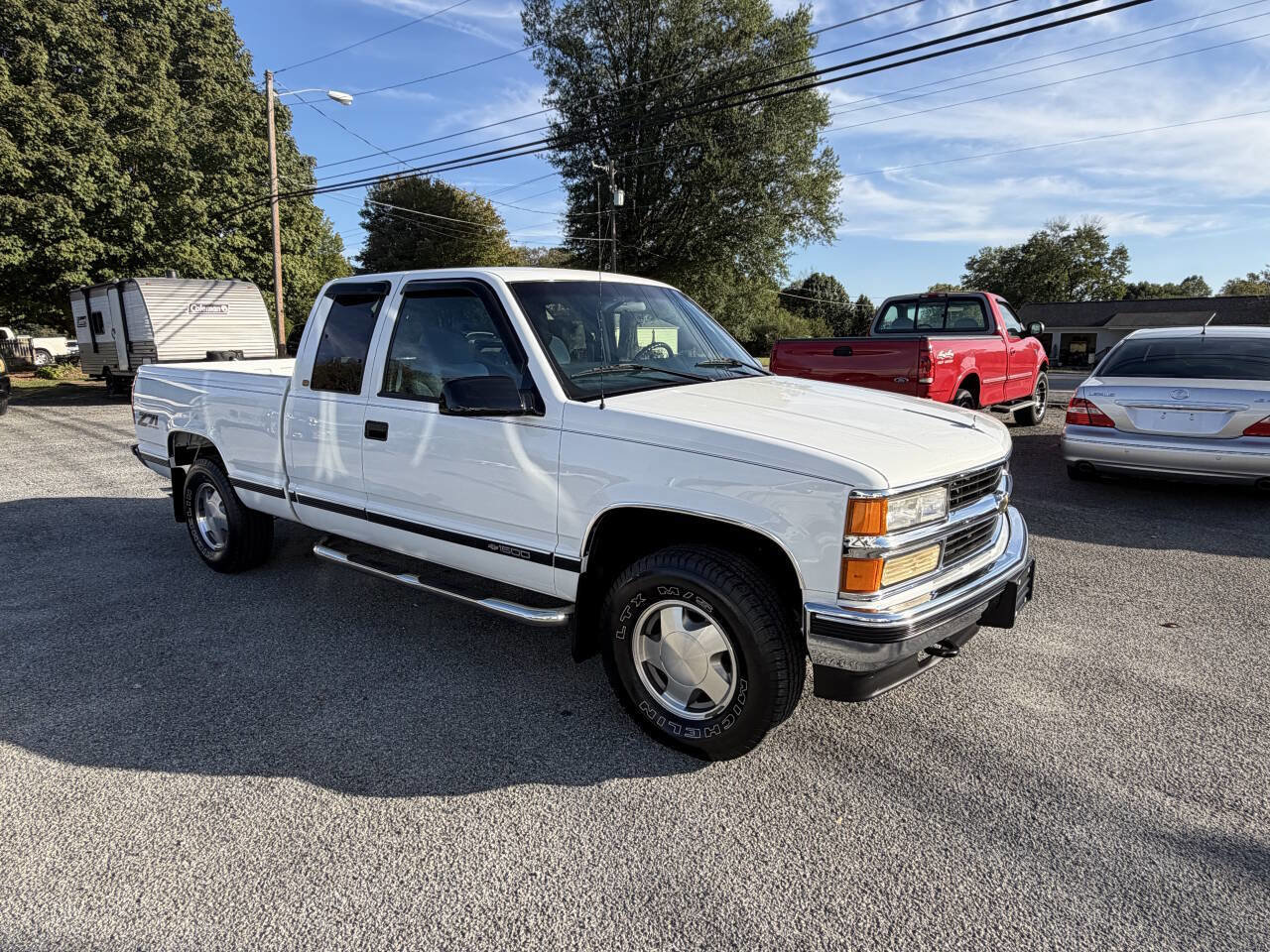 Used 1998 Chevrolet Silverado 1500 4x4 Extended Cab w/ Preferred Equipment Group 2 image 4