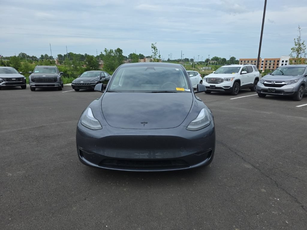 Used 2023 Tesla Model Y Performance AWD/4WD image 2