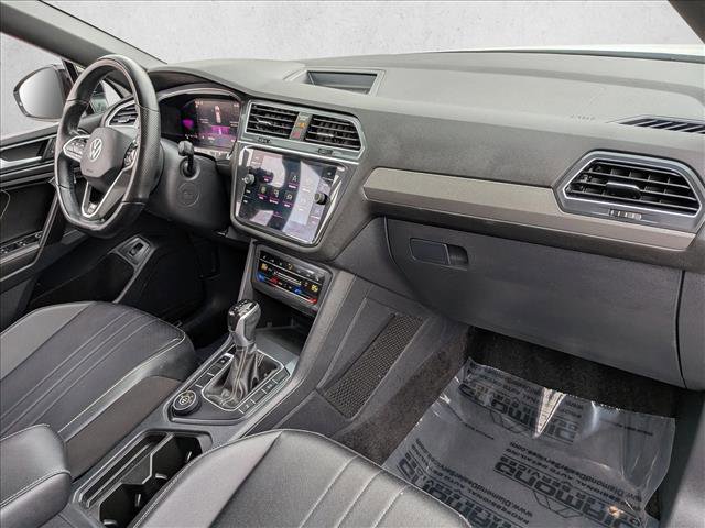 Used 2022 Volkswagen Tiguan SE R-Line image 24