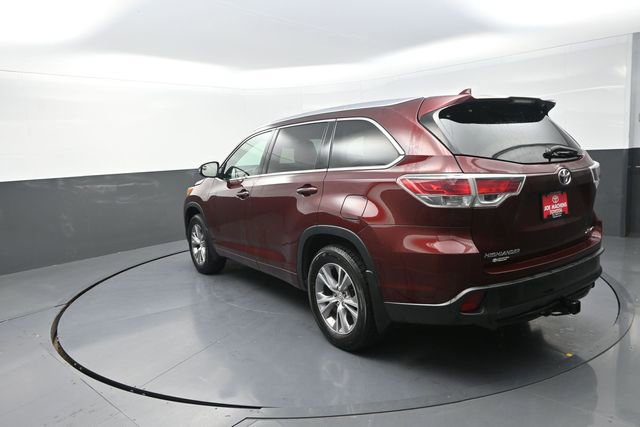 Used 2015 Toyota Highlander XLE image 52