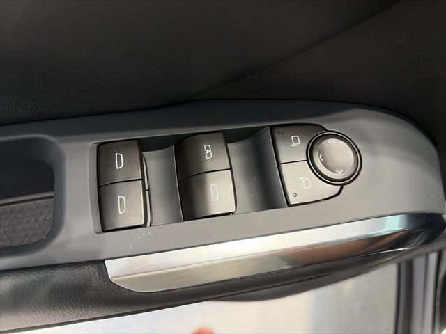 New 2027 Chevrolet Traverse Z71 w/ Enhanced Driving Package AWD/4WD image 9