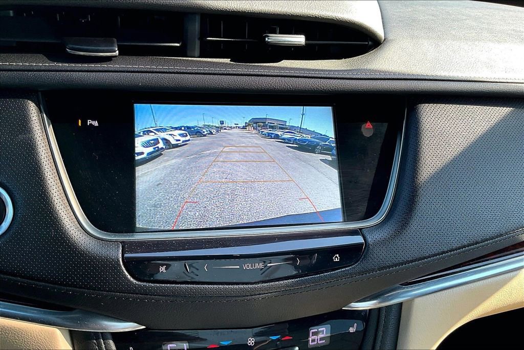 Used 2019 Cadillac XT5 Luxury FWD image 14