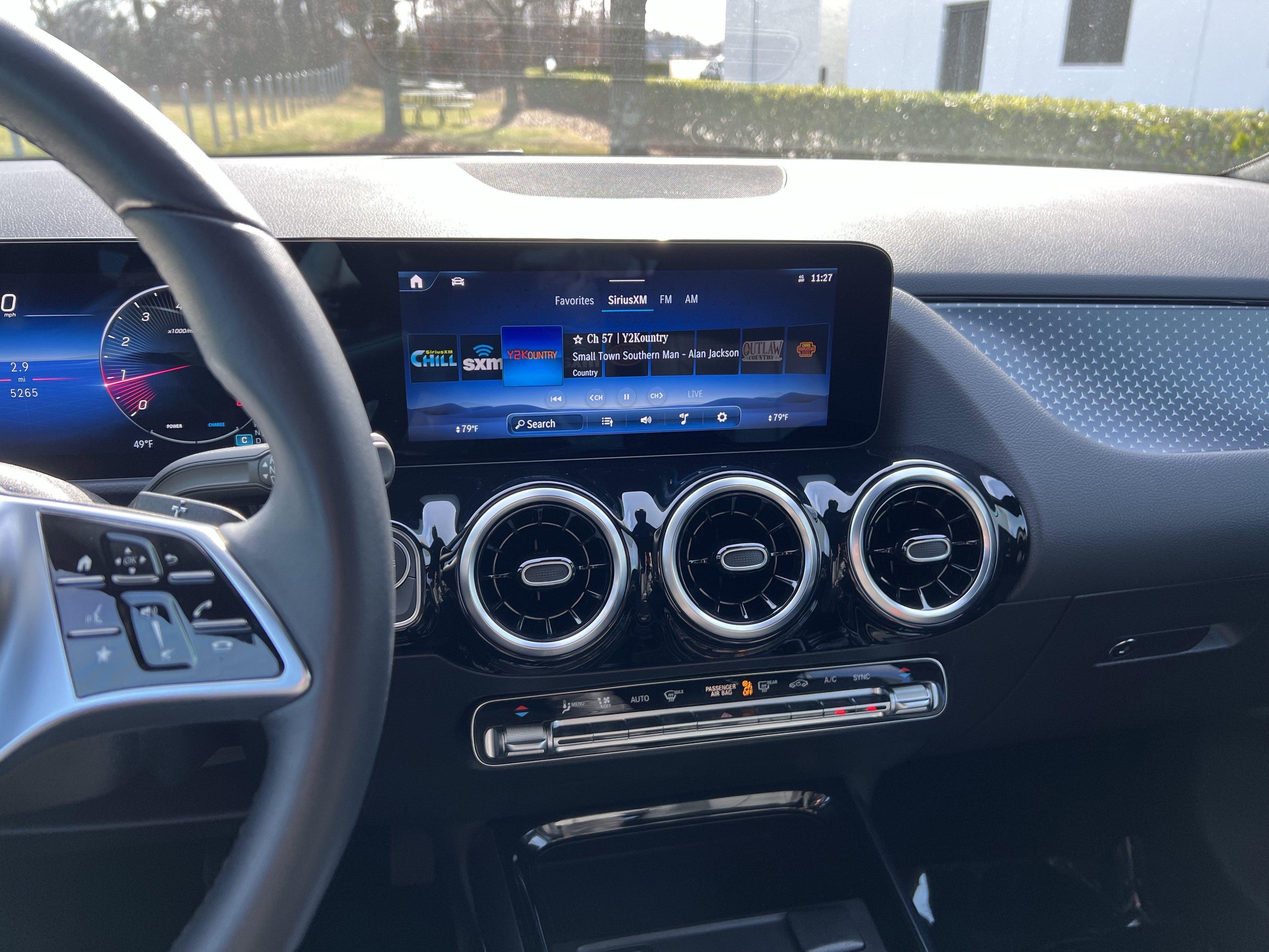 Certified 2025 Mercedes-Benz GLA 250 image 31