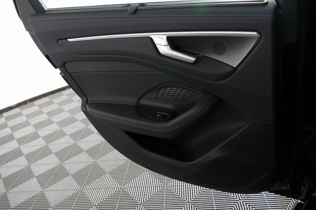 New 2026 Audi A6 Premium Plus AWD/4WD image 29