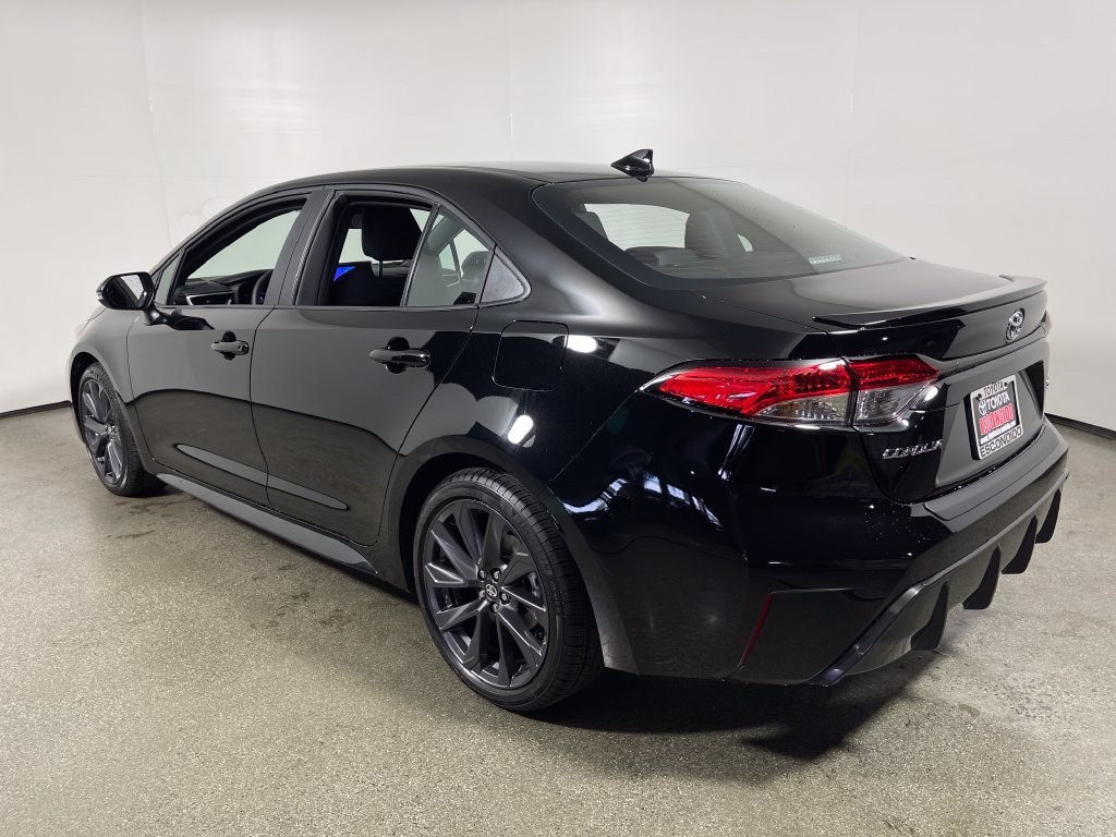 New 2027 Toyota Corolla SE FWD image 5