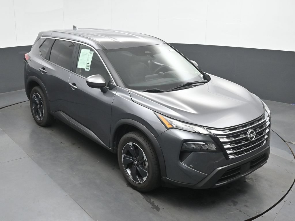 Used 2024 Nissan Rogue SV FWD image 34