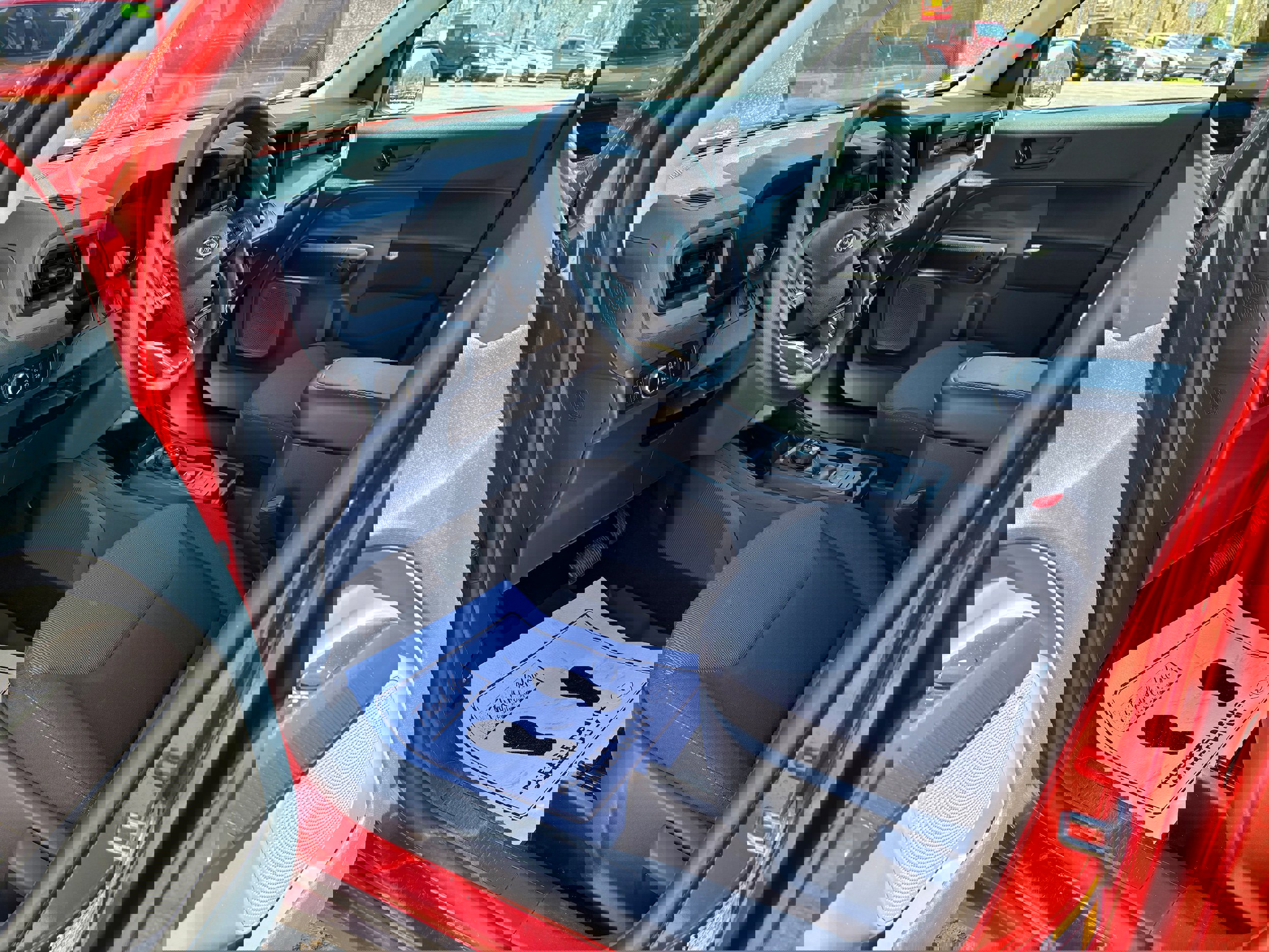 Used 2024 Ford Maverick XL image 9