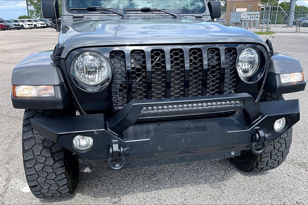 Used 2023 Jeep Gladiator Willys image 40