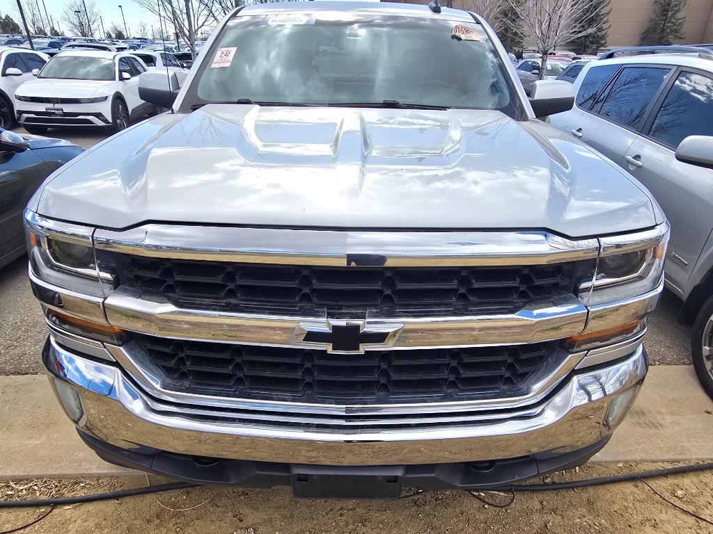 Used 2017 Chevrolet Silverado 1500 LT w/ All Star Edition image 6