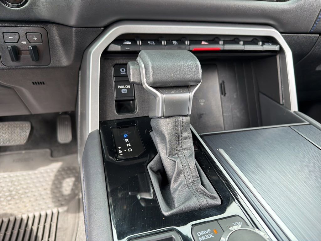 Used 2025 Toyota Tundra Platinum AWD/4WD image 16