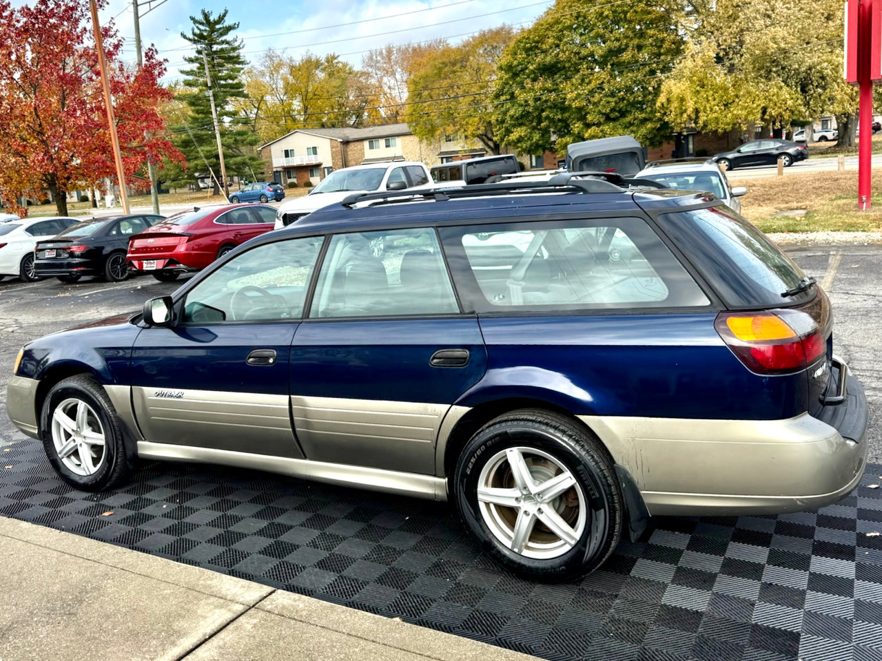Used 2004 Subaru Outback Wagon image 3