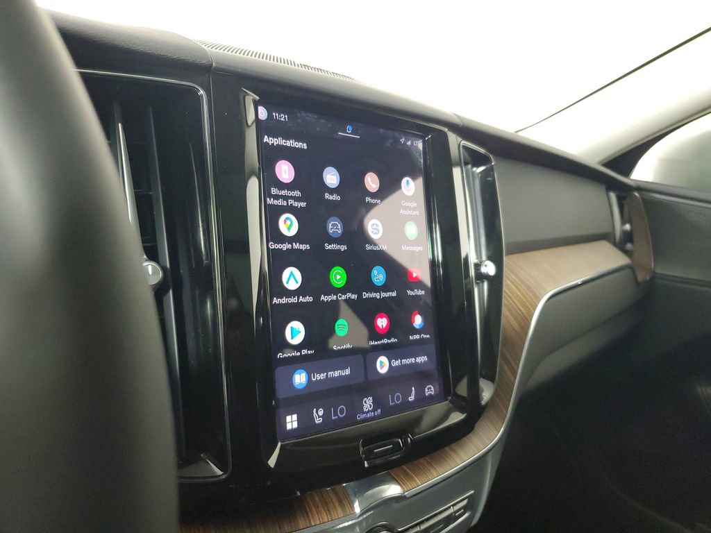 Certified 2023 Volvo XC60 B5 Plus w/ Protection Package Premier image 30