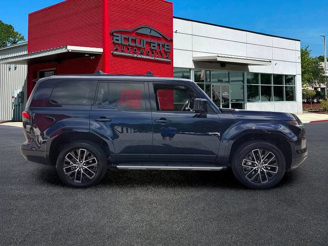 Used 2024 Lexus GX 550 AWD/4WD image 6