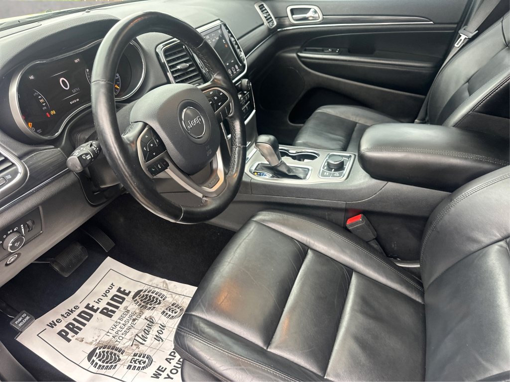 Used 2020 Jeep Grand Cherokee Limited AWD/4WD image 11