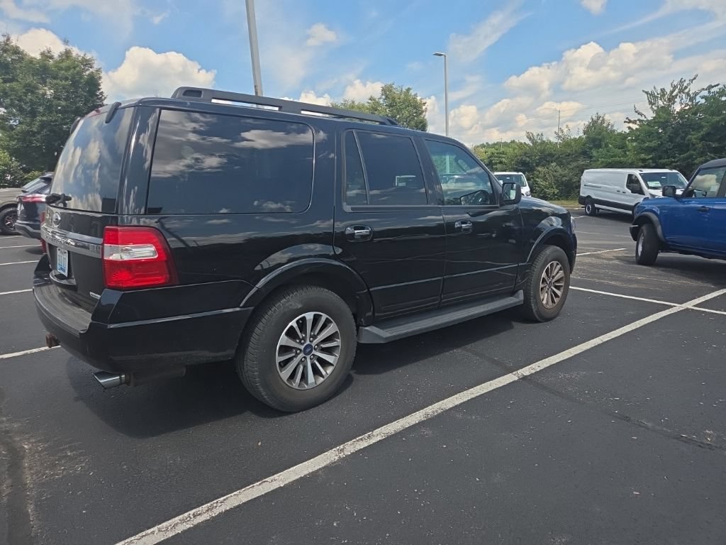 Used 2016 Ford Expedition XLT AWD/4WD image 5