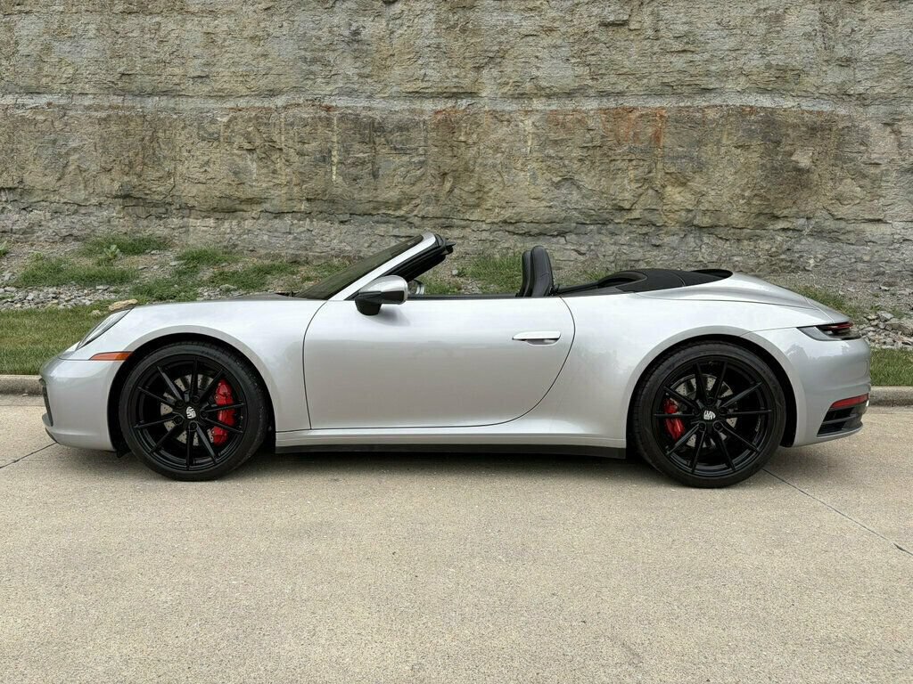 Used 2020 Porsche 911 Carrera 4S AWD/4WD image 4