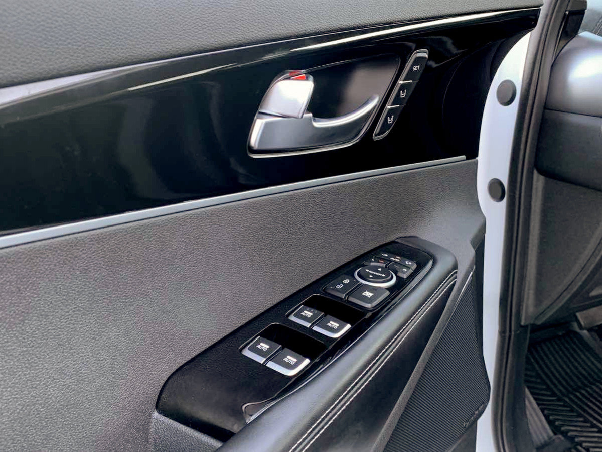 Used 2019 Kia Sorento AWD image 14