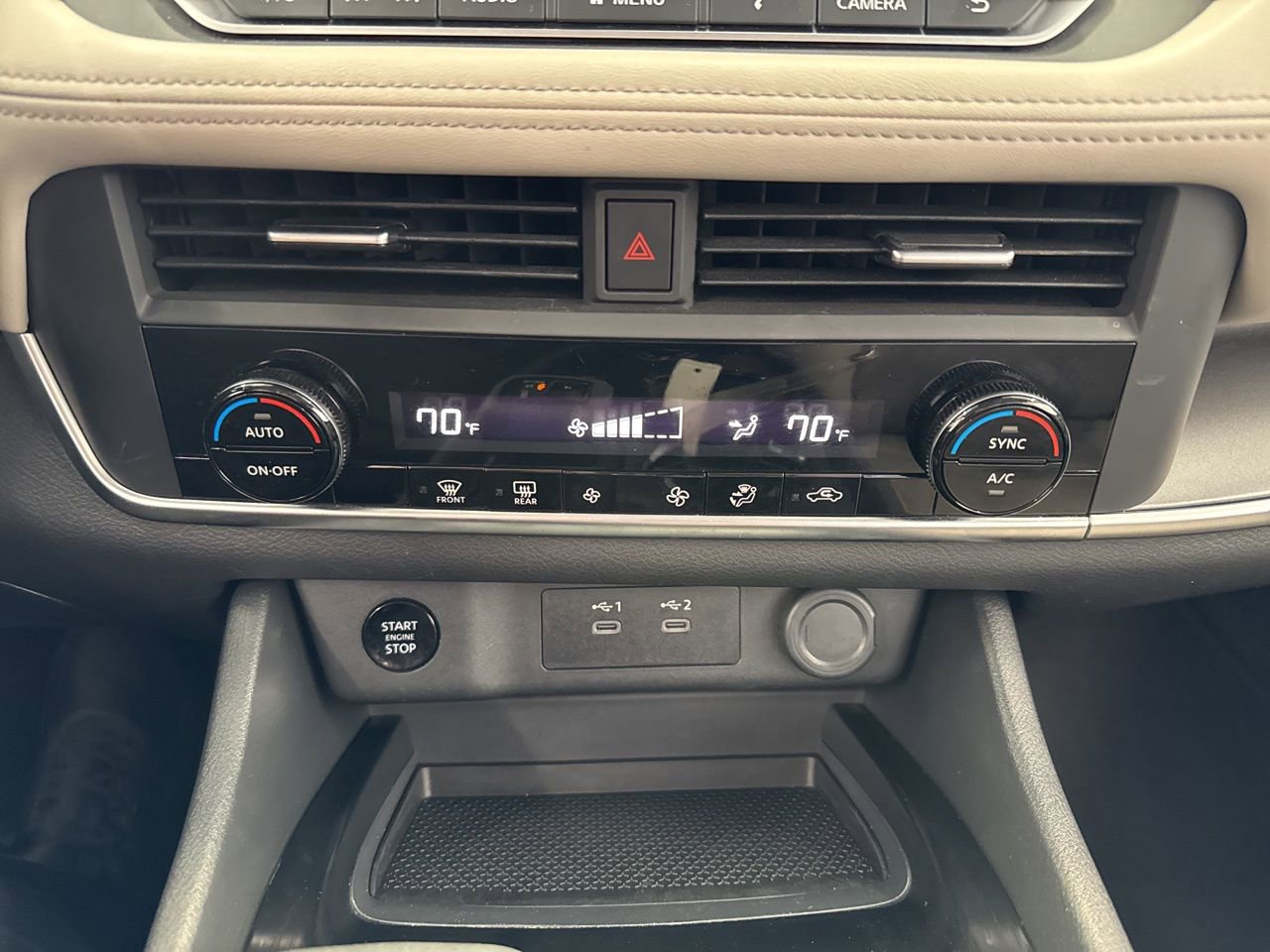 Used 2025 Nissan Rogue SV image 26