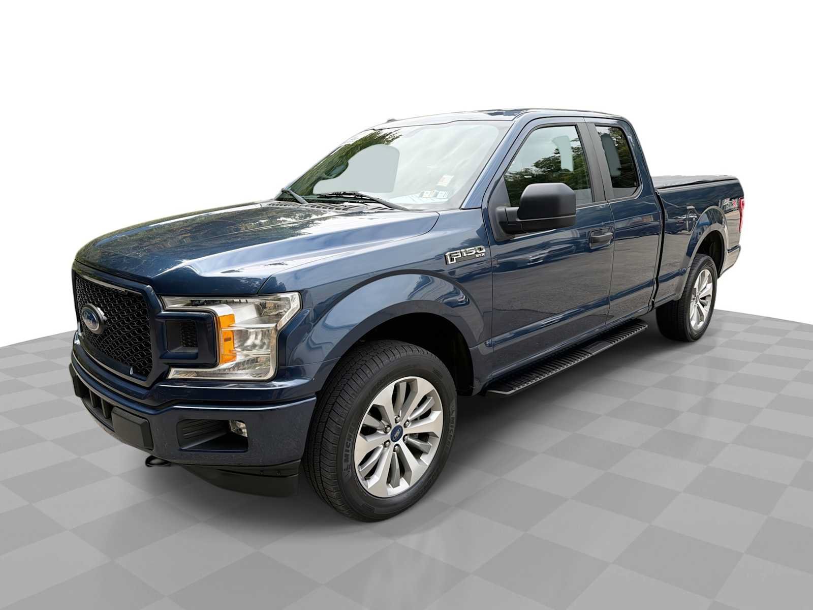 Used 2018 Ford F150 XL w/ Equipment Group 101A Mid AWD/4WD image 2