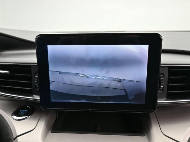 Used 2023 Ford Explorer XLT w/ Equipment Group 202A image 19