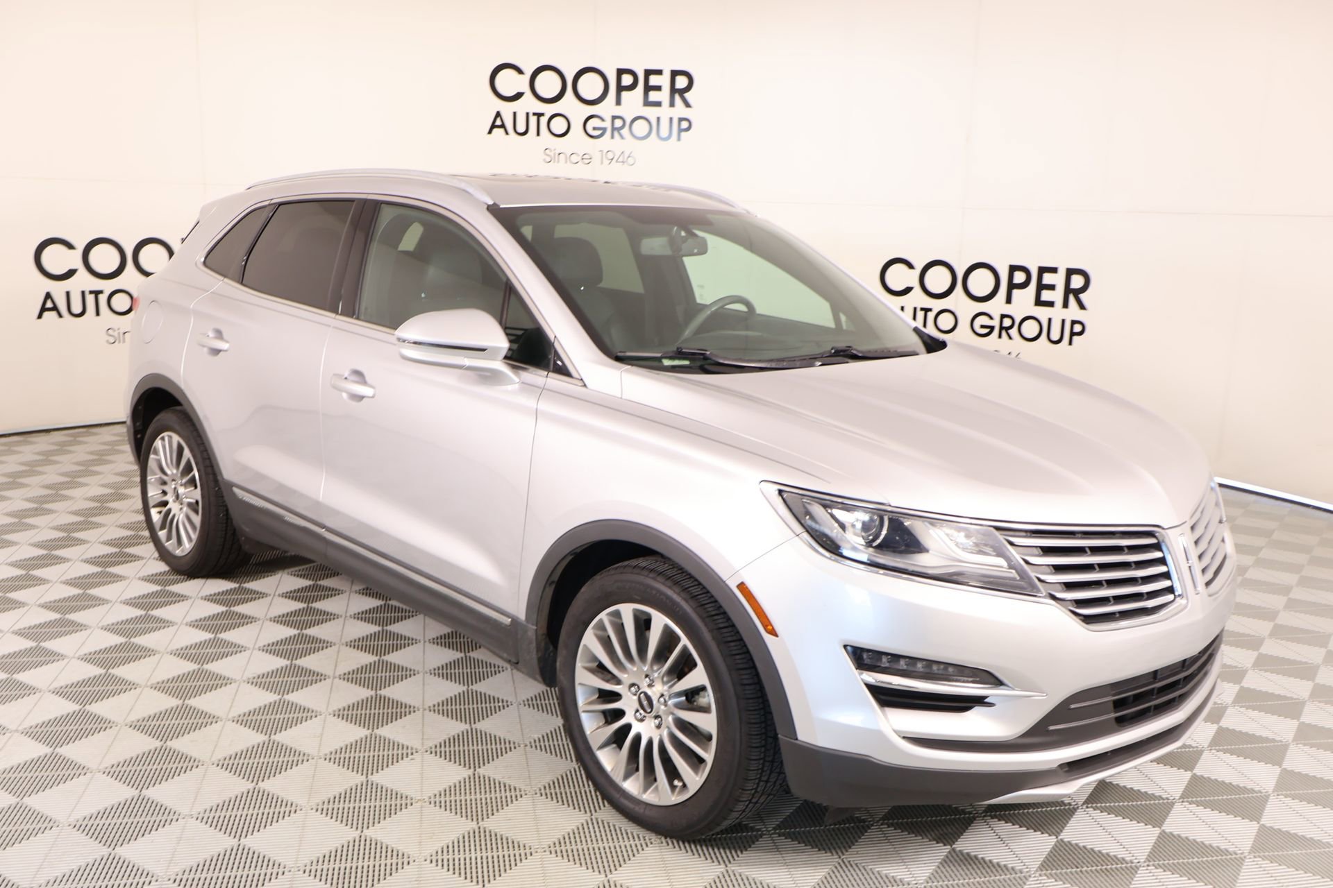 Used 2015 Lincoln MKC FWD w/ Equipment Group 102A Reserve