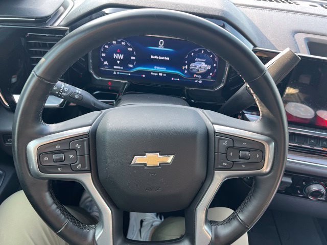 Used 2023 Chevrolet Silverado 1500 LT AWD/4WD image 34