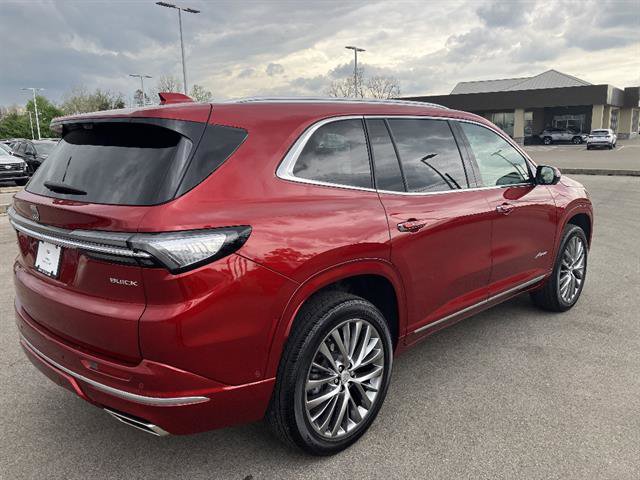Used 2025 Buick Enclave Avenir w/ Super Cruise Package image 4