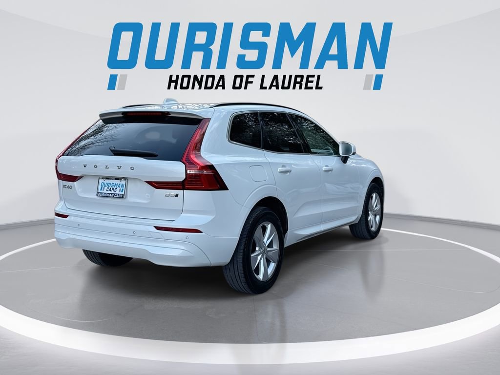 Used 2022 Volvo XC60 B5 Momentum image 8