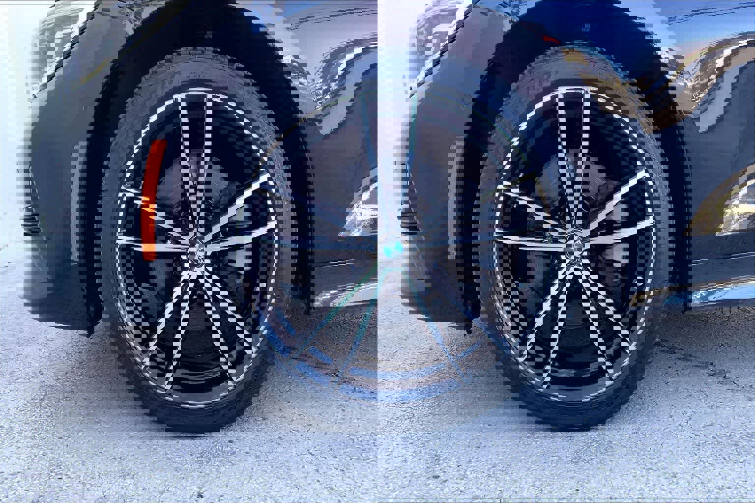 Used 2019 BMW 330i Sedan w/ Convenience Package RWD image 9