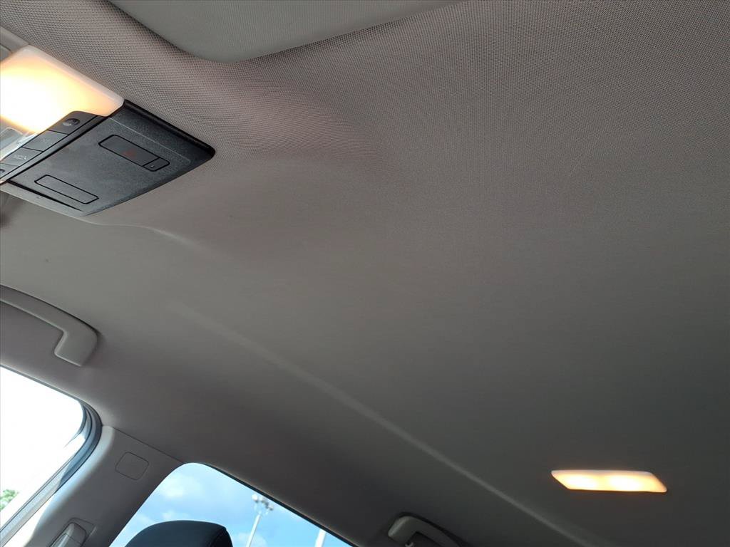 Used 2025 Nissan Rogue SV FWD image 22