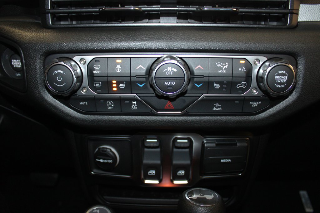 New 2026 Jeep Wrangler Sport AWD/4WD image 17
