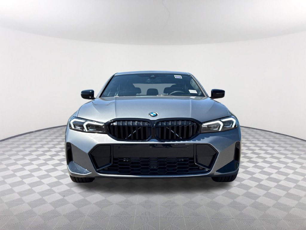 New 2026 BMW 330i Sedan w/ M Sport Package RWD image 2