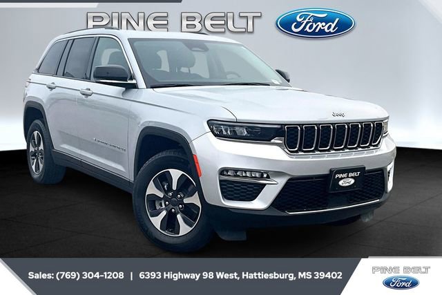 Used 2023 Jeep Grand Cherokee 4WD 4xe image 1