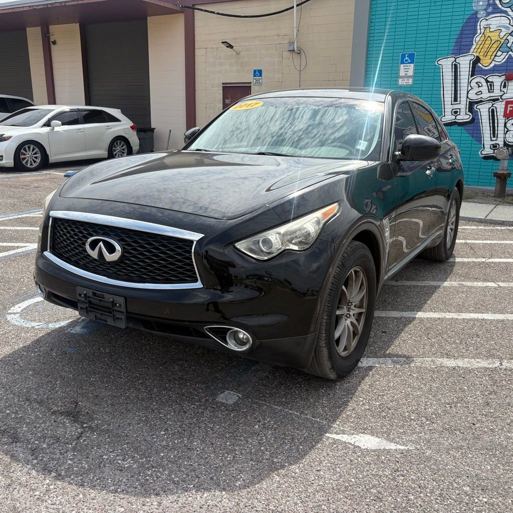 Used 2017 INFINITI QX70 2WD image 6