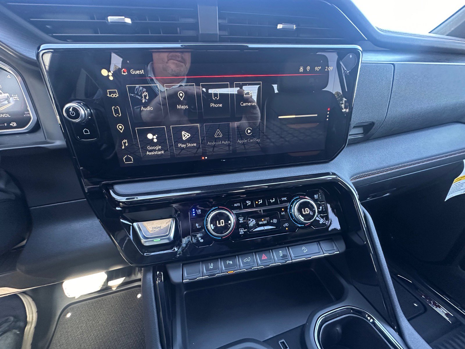 New 2026 GMC Sierra 2500 AT4 w/ AT4 Preferred Package image 15