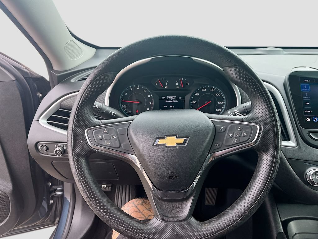 Used 2020 Chevrolet Malibu LS FWD image 11
