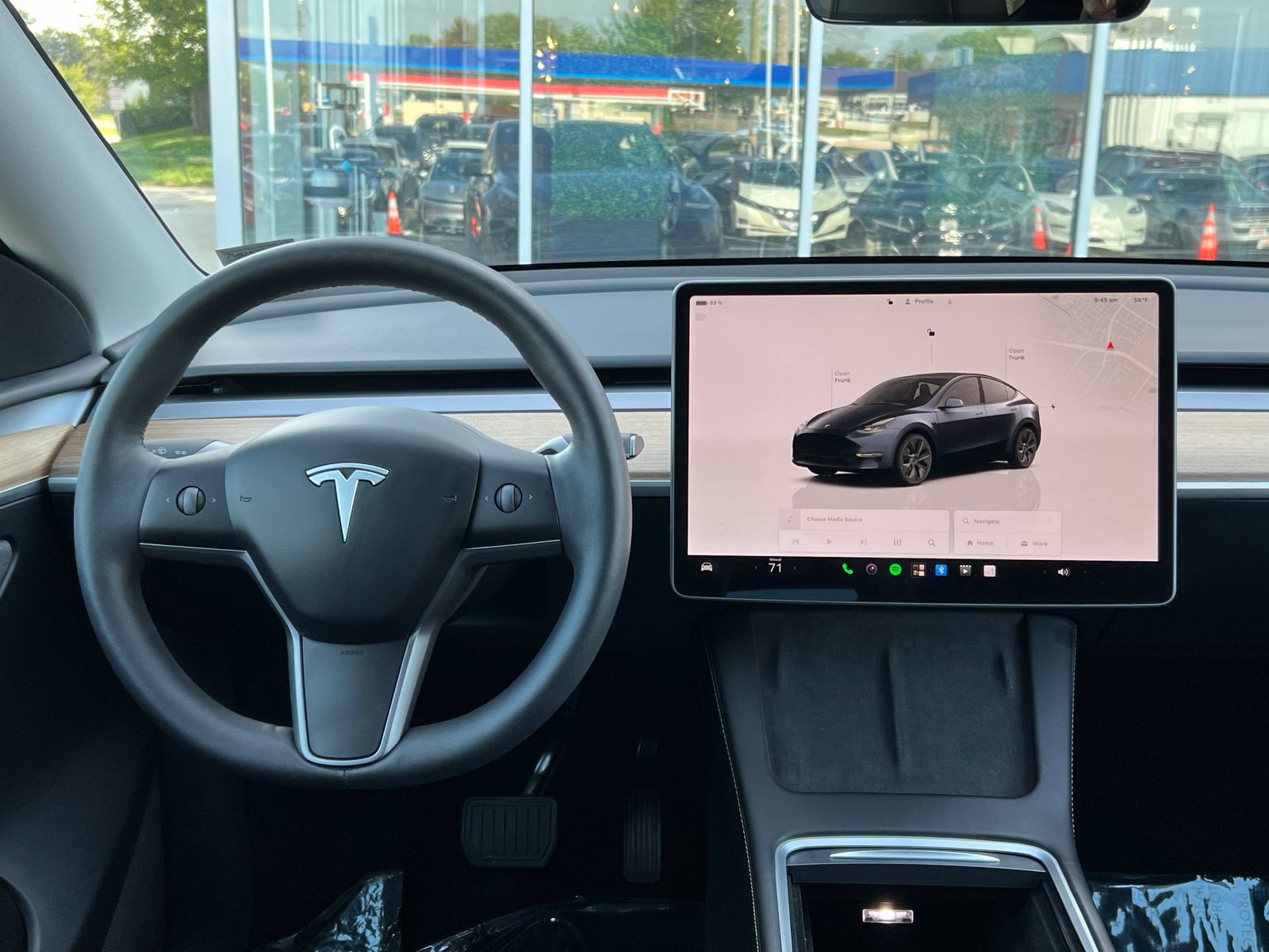 Used 2024 Tesla Model Y Long Range AWD/4WD image 17