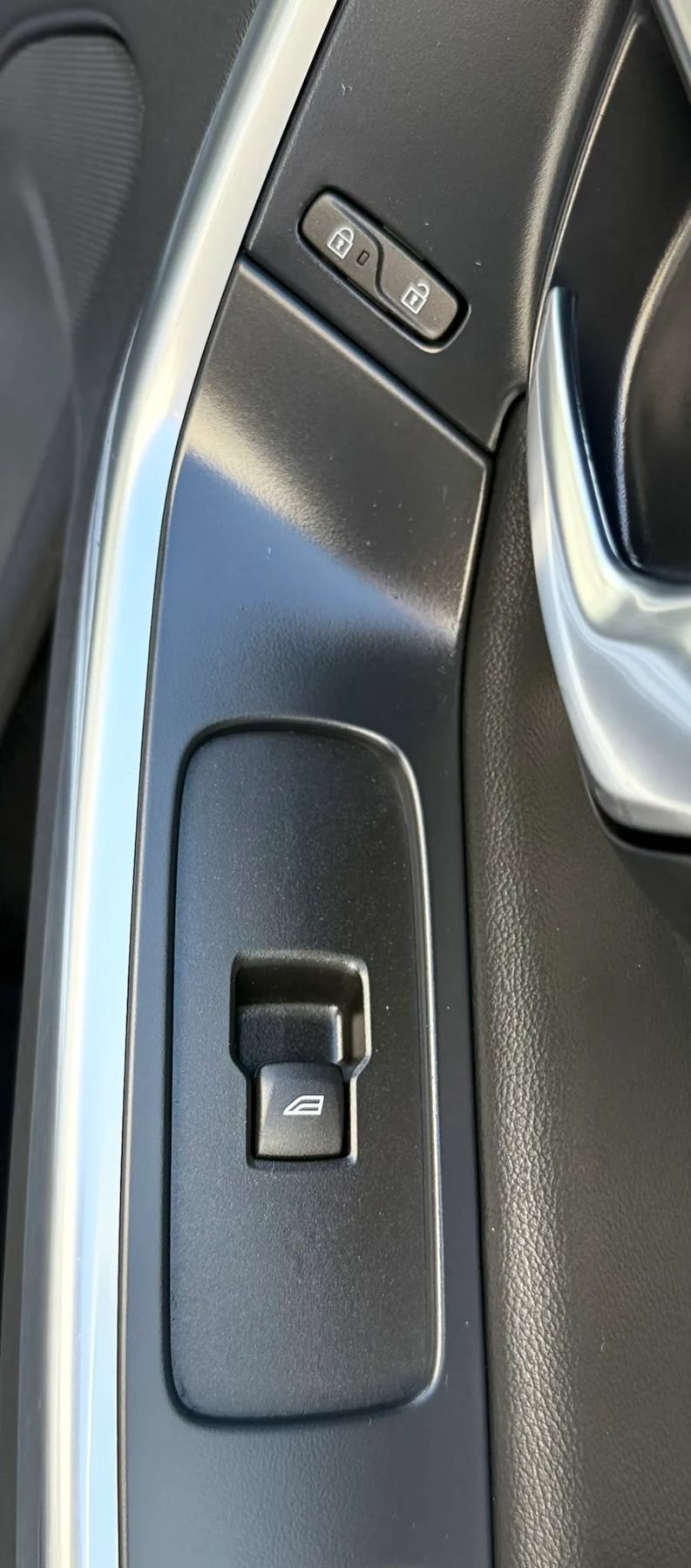 Used 2015 Volvo V60 T5 Premier FWD image 37