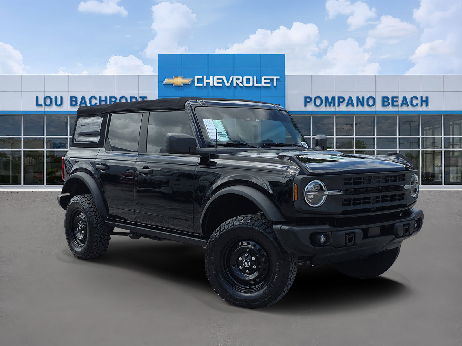Used 2022 Ford Bronco Black Diamond image 1