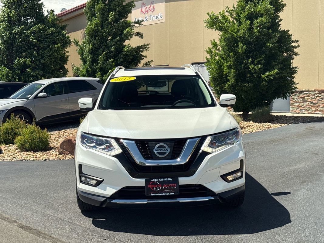 Used 2017 Nissan Rogue SL w/ SL Premium Package FWD image 13