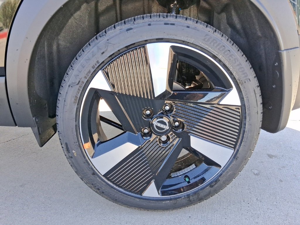 New 2026 Nissan Kicks SR w/ Cold Weather Package image 27