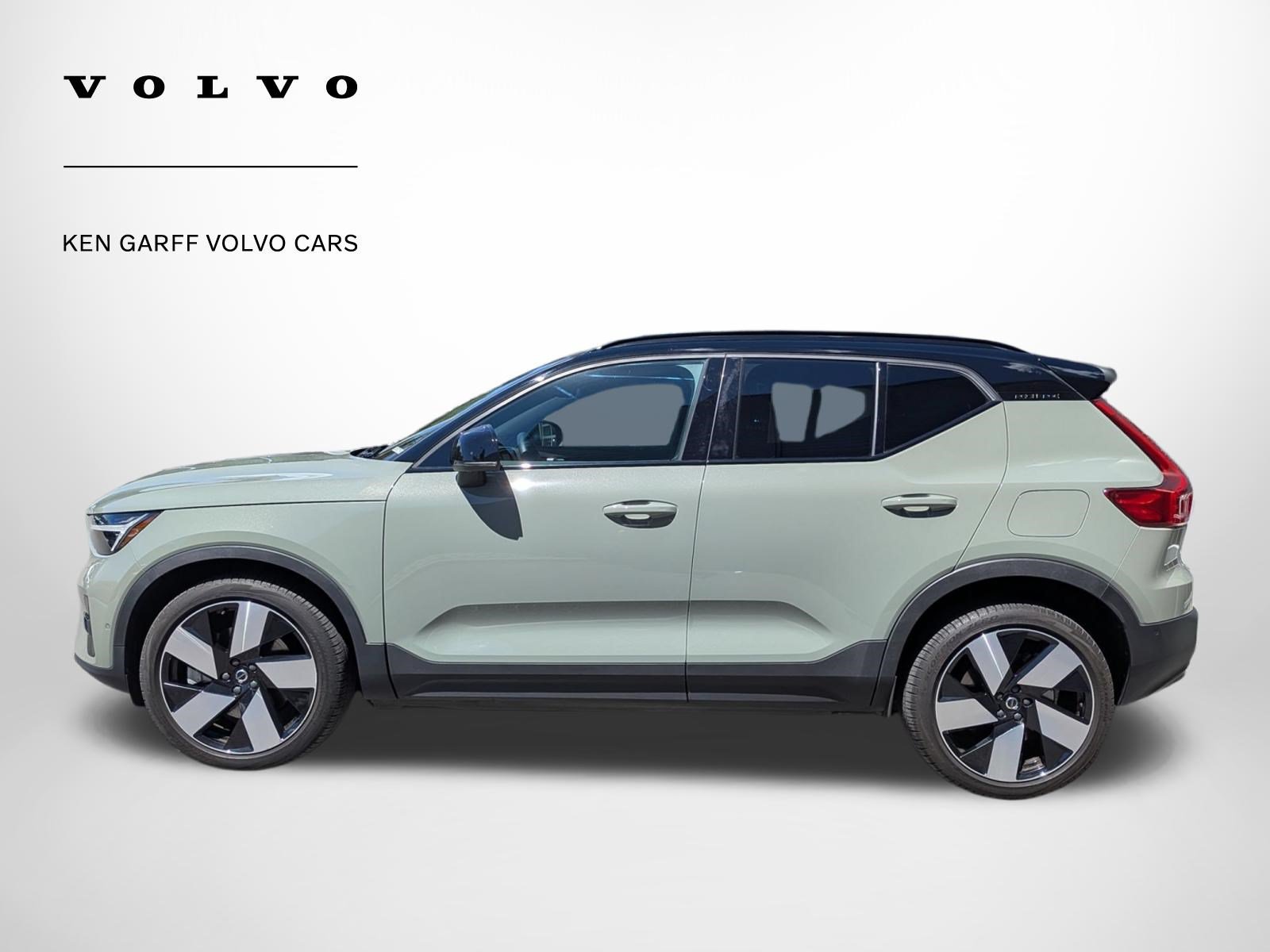 Used 2023 Volvo XC40 Recharge Ultimate AWD/4WD image 4