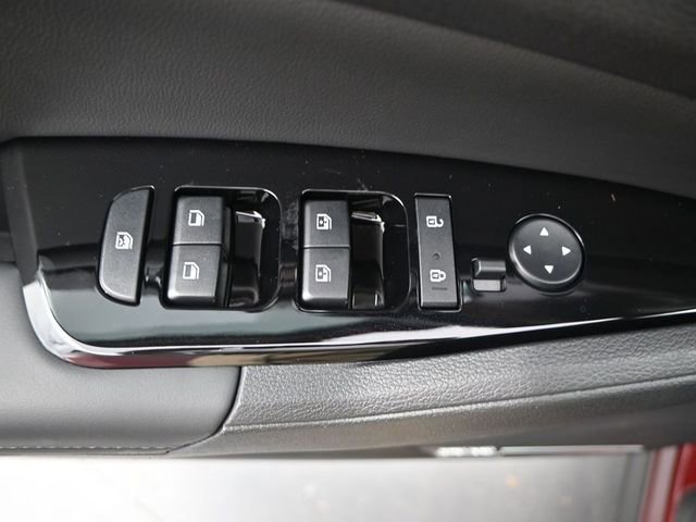 Used 2025 Kia Sportage SX image 9