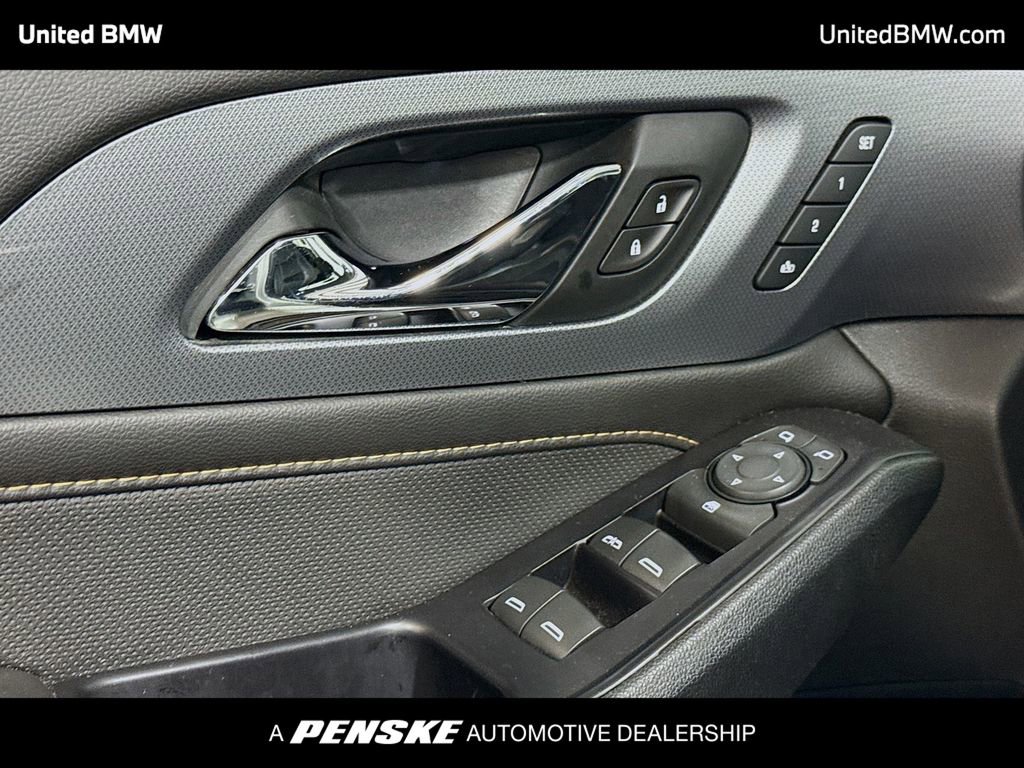 Used 2020 Chevrolet Traverse Premier w/ Redline Edition image 3