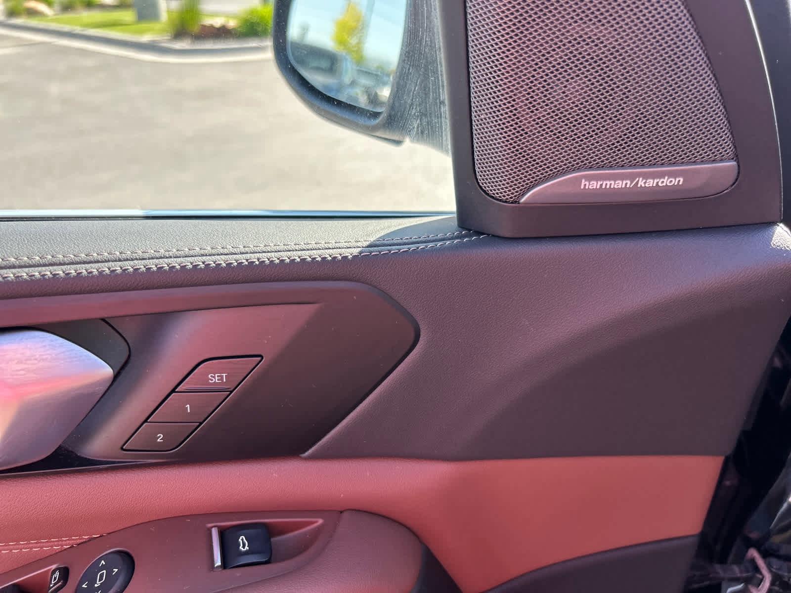 Used 2024 BMW X5 xDrive40i w/ Premium Package image 25