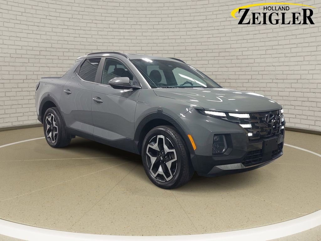 Used 2022 Hyundai Santa Cruz Limited image 3
